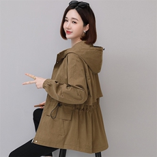大货已出2023春装新品卡其色风衣女时尚修身小个子百搭外套潮，女装风衣，依万里