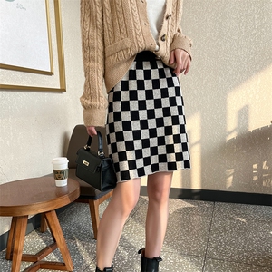 秋冬季羊毛棋盘格直筒修身个性半身裙短裙图片