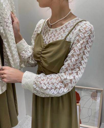 韩系蕾丝拼接连衣裙，女装连衣裙，艾米缇