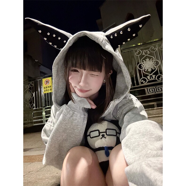 抖音得物高品质26春装美式高街铆钉杜宾犬耳朵开衫卫衣外套W125,女装短外套,电商A486