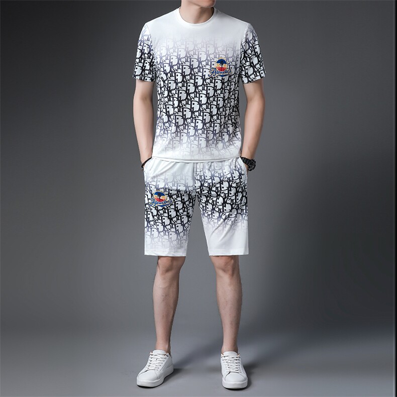 夏季男式短袖短裤透气两件套运动休闲圆领修身t恤套装，男装休闲套装，电商B360