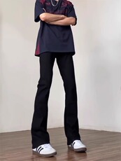 现货高品质黑色弹力修身微喇牛仔裤量大价格还可谈K30-P33，男装牛仔裤，星座215-1