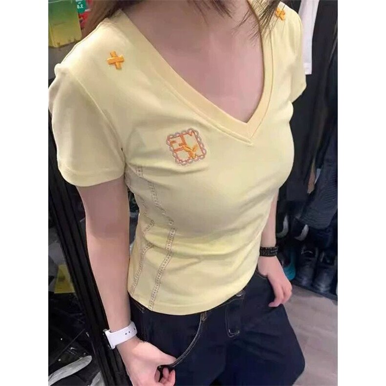 H0835-P35原版做法+刺绣款修身正肩V领短袖T恤女,女装T恤,星座617A-2