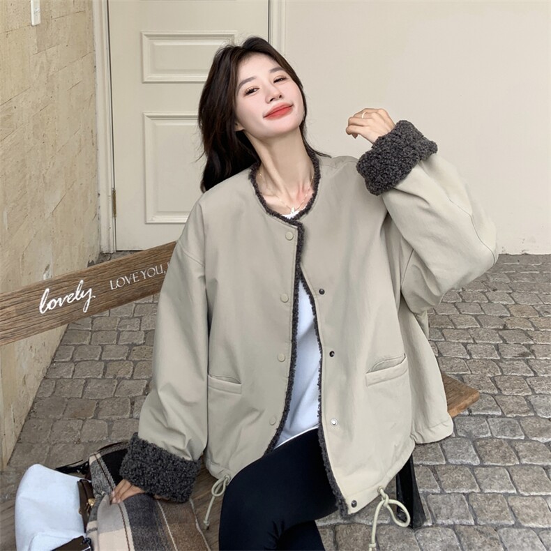 卡其绿工装派克服女秋冬2025新款皮毛一体加厚加绒爆款巨好看棉服,女装短外套,2D013