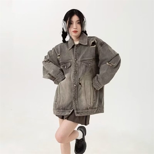 现货美式复古设计感牛仔外套女春秋宽松百搭水洗破洞情侣款夹克潮图片