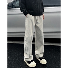 米白色