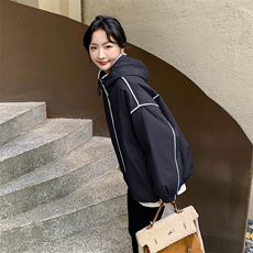 新款现货主推冲锋衣羽绒服9931-P225-K338，女装羽绒服，2C129