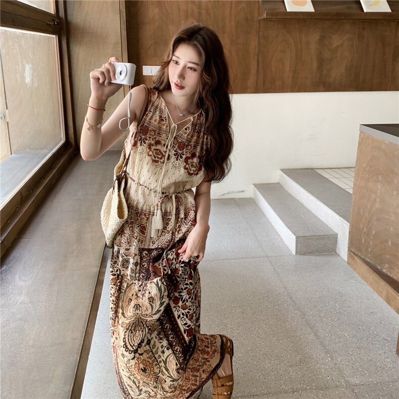 C051-碎花连衣裙-S035-P140-K208,女装连衣裙,2C051