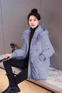 2024冬季新款肌理感90白鸭绒羽绒服女设计感小众时尚连帽加厚外套图片