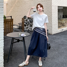 超火休闲刺绣T恤半身裙套装女夏2025新款俏皮活泼气质穿搭两件套，女装套装/套裙，2D145