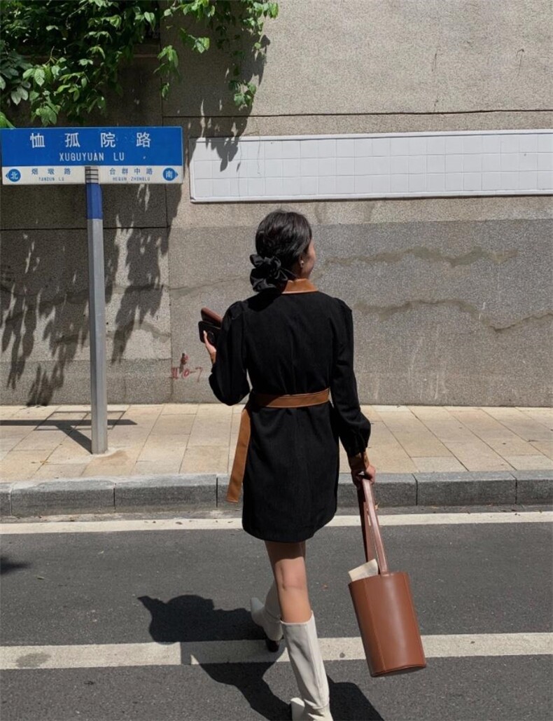 现货秋款复古连衣裙，女装连衣裙，MJJ