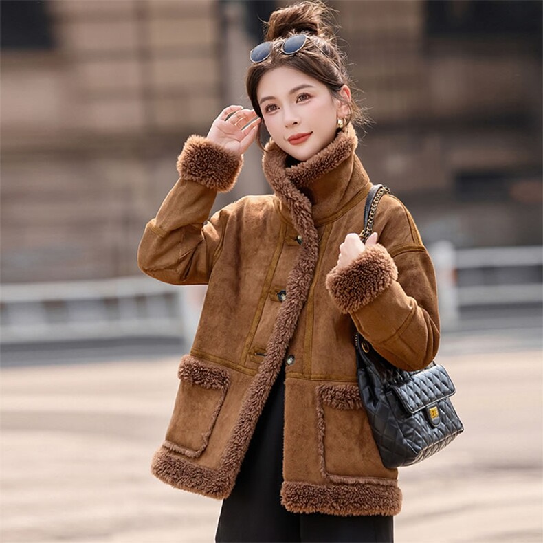 美拉德麂皮绒羊羔毛外套女冬季新款复古宽松加绒加厚立领皮毛一体,女装羊羔毛/颗粒绒,韩蔻秀