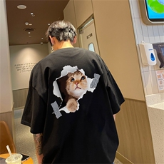黑色