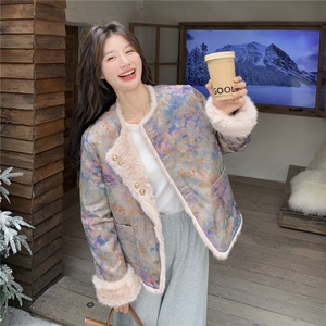 浅粉色风羊羔毛外套女冬2025新款加厚保暖小个子两面穿皮毛一体图片