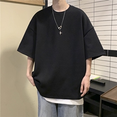黑色
