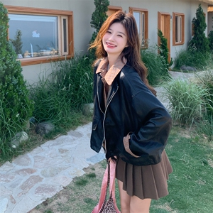 美式黑色拼接假两件机车服短外套女春秋超火好看高级小众夹克上衣图片
