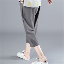 2024夏季新款简约时尚舒适休闲七分裤，女装休闲裤，独衣靓