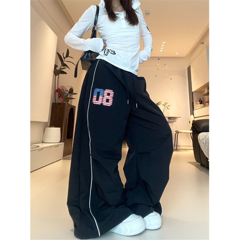 WE1700-P45美式字母反光条休闲裤秋季新款轻薄速干运动长裤子，女装休闲裤，电商B323A