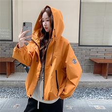 橘色连帽冲锋衣外套女2025秋季新款小个子超好看休闲百搭夹克上衣，女装派克服，2C217