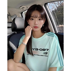 抖音得物品质二开240克宽松纯棉美式潮牌印花三条杠中性风短袖T恤，男装T恤，电商A486