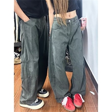 军绿色