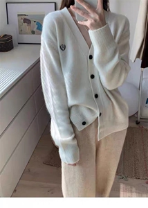春秋新款V领针织开衫女宽松韩版薄刺绣纯色针织外套慵懒百搭毛衣图片