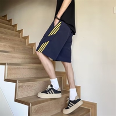 黄色