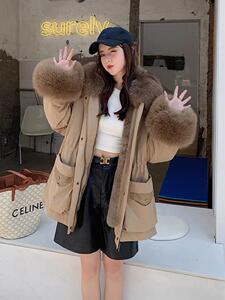 2021冬季女可拆卸内胆獭免毛狐狸毛领袖口中长款派克服图片