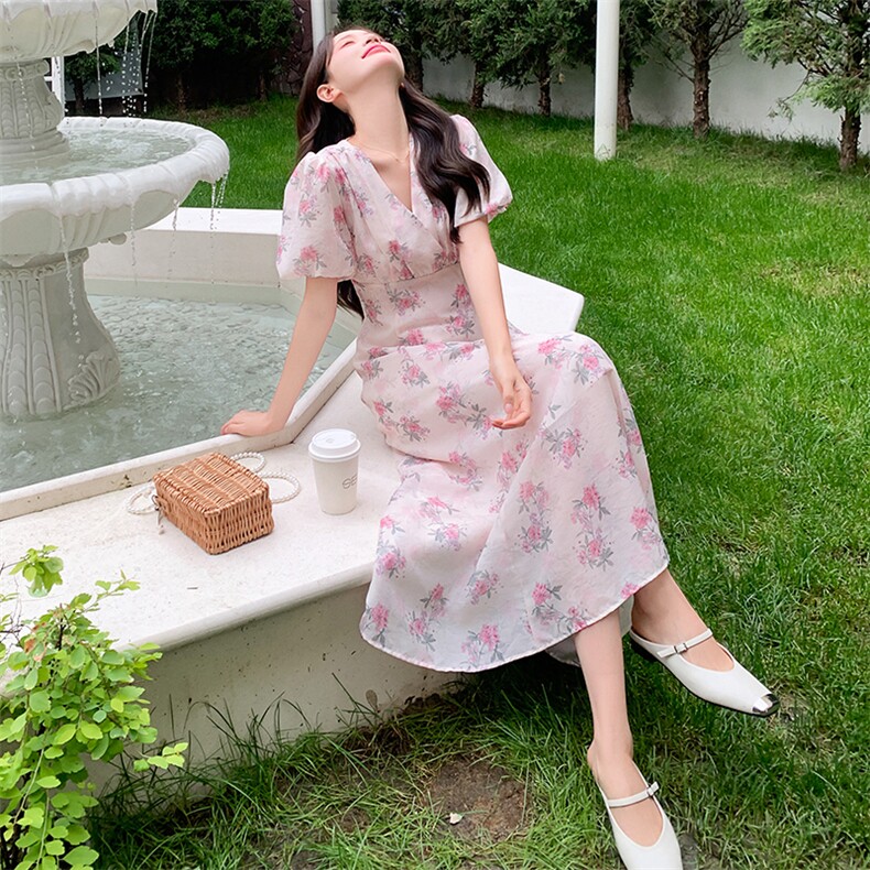 粉色法式泡泡袖连衣裙女夏季2024新款小清新超仙显瘦中长款仙女裙,女装连衣裙,天使之佳话