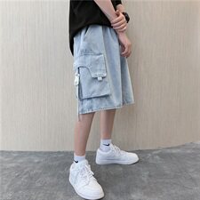 浅蓝色