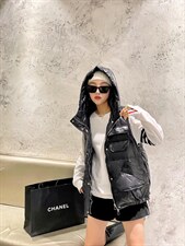 时尚连帽羽绒马甲，女装马甲，cicicoco