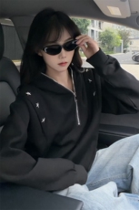 秋冬新款原创设计星星铆钉拉链连帽卫衣常规p75加绒p85，男装卫衣，电商B319