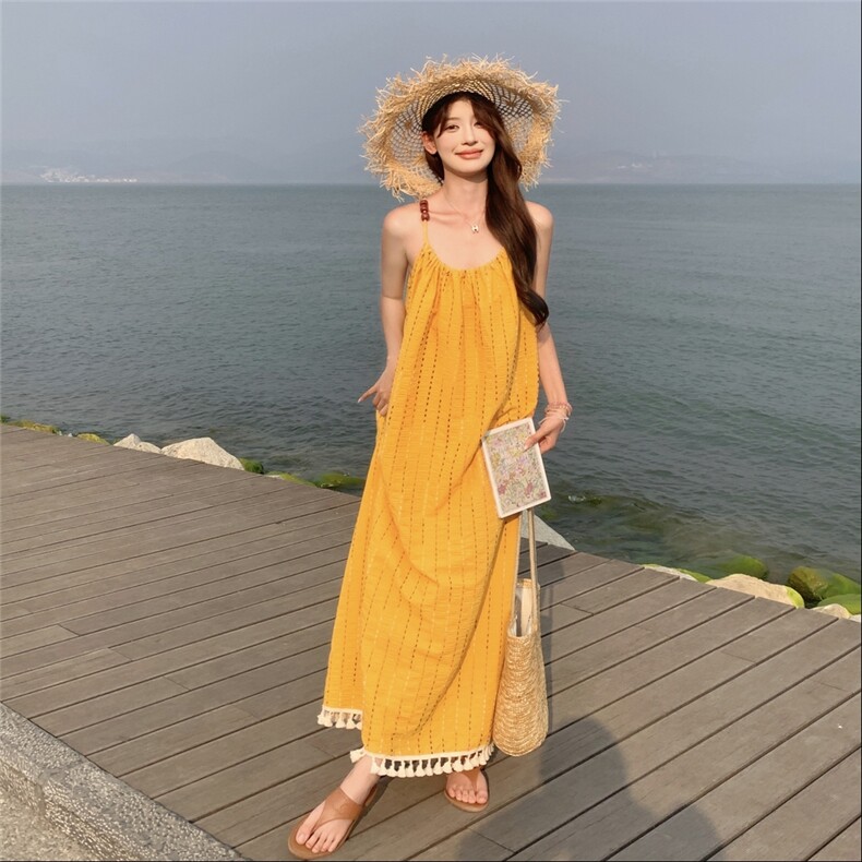 黄色流苏吊带连衣裙女夏季2025新新款海边度假独特绝美减龄长裙子,女装连衣裙,浙宝208