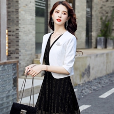蕾丝开衫短西服外套女2025春季新款气质百搭小西装配裙子外搭上衣，女装西装，婵米儿