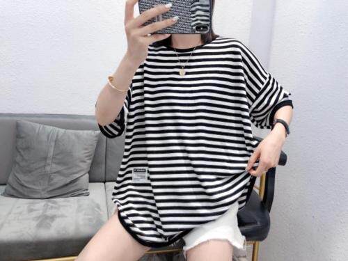 韩版冰丝条纹大T，女装，一杭