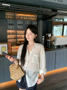 夏季松弛感宽松轻薄微透衬衫图片