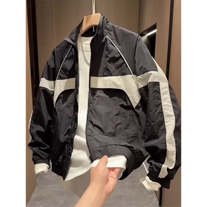 706-1-J06-P65   现货  秋季男士拼接立领夹克外套简约撞色上衣图片