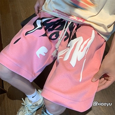 粉红色