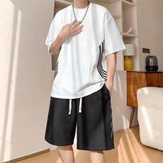 白衣+黑裤