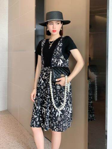 夏季新款韩版套装、连衣裙，女装职业装，紫锦百艳