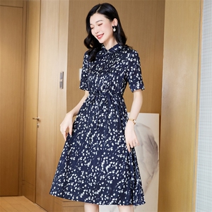 衬衫连衣裙2025夏季新款女装收腰显瘦小碎花中长款裙子气质a字裙,时尚夏季女装搭配图片