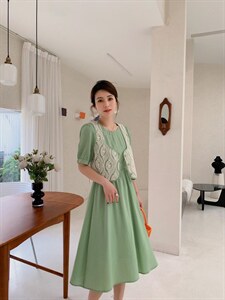 花边两件连衣裙图片