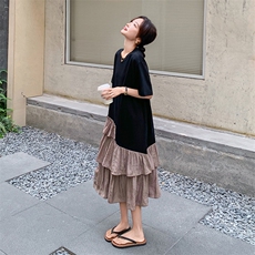 黑色拼接连衣裙女中长款2024夏新款法式收腰显瘦设计感宽松T恤裙，女装连衣裙，2C113