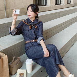 高级感复古美式牛仔长袖连衣裙女春秋2025年超火好看气质收腰长裙图片