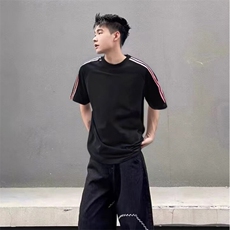 抖音得物品质二开240克宽松纯棉美式潮牌印花三条杠中性风短袖T恤，男装T恤，电商A486