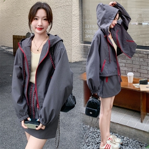韩版时尚休闲连帽外套套装女2025春秋季新款显瘦运动半身裙两件套图片