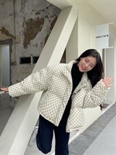 【现货】人人皆可棋盘格 卡其90绒，其它，欧尼蒂