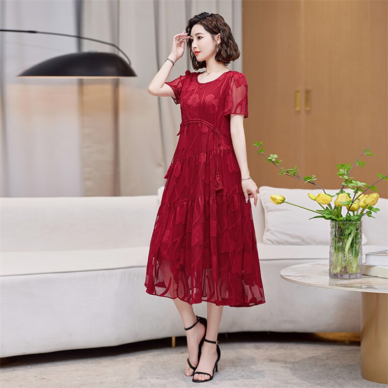 王小鸭连衣裙女品牌夏季新款设计感拼接长裙气质修身收腰裙百搭，女装连衣裙，缘衣格