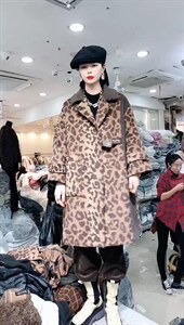 新款毛呢大衣,其它,唯蔓