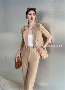 西装套装图片